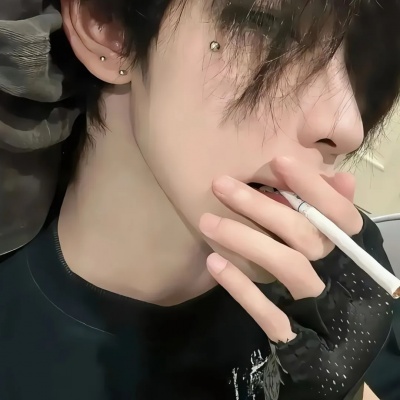 【2025最新】微信真人男头高清合集:帅气 / 成熟 / 阳光 男生头像 第8张 【2025最新】微信真人男头高清合集:帅气 / 成熟 / 阳光 男生头像 第8张