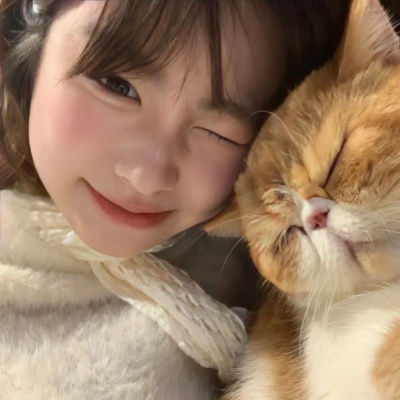 纯欲风抱猫女生头像,萌化你的心! 女生头像 第10张 纯欲风抱猫女生头像,萌化你的心! 女生头像 第10张