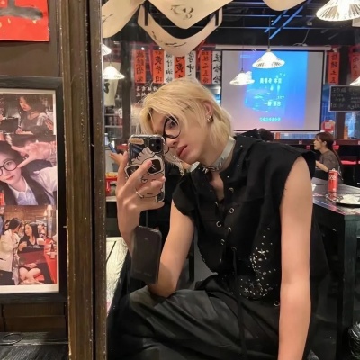 谁懂!这组ins氛围感小众高级男头 男生头像 第4张 谁懂!这组ins氛围感小众高级男头 男生头像 第4张