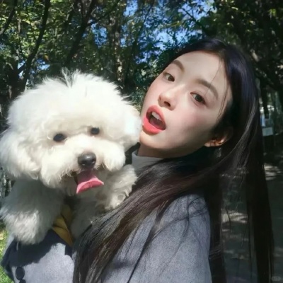 少女感爆棚!与宠物猫狗合拍的治愈系可爱女生头像,温柔又灵动~ 女生头像 第9张 少女感爆棚!与宠物猫狗合拍的治愈系可爱女生头像,温柔又灵动~ 女生头像 第9张
