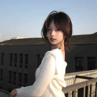 被这些开心真人女生头像图片美到啦！ 女生头像 第2张