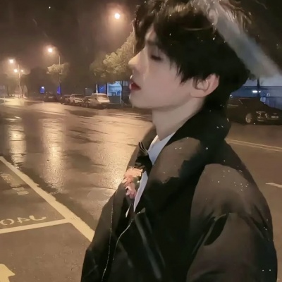 气质干净男生头像，让人看了就很舒服 男生头像 第8张