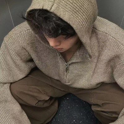 有点小帅！小众男生头像真人 男生头像 第3张