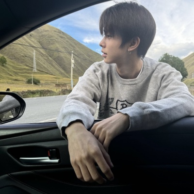 2025最新个性小众男生头像合集 男生头像 第5张