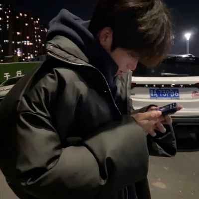 青春感爆棚的真人少年头像推荐 男生头像 第8张 青春感爆棚的真人少年头像推荐 男生头像 第8张