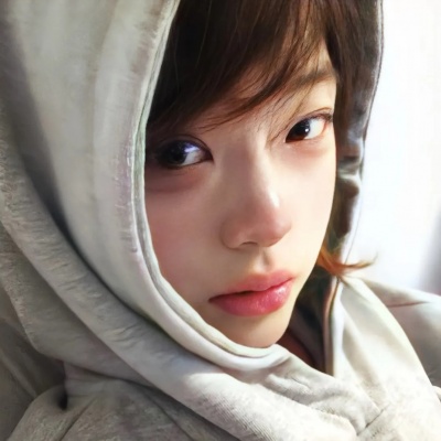 氛围感拉满的滤镜女生头像，带你感知幸福瞬间 女生头像 第4张