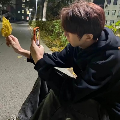 挖到宝啦！小众ins氛围感男头推荐 男生头像 第5张