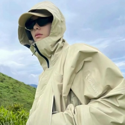 Ins高级质感男生头像来袭！ 男生头像 第1张