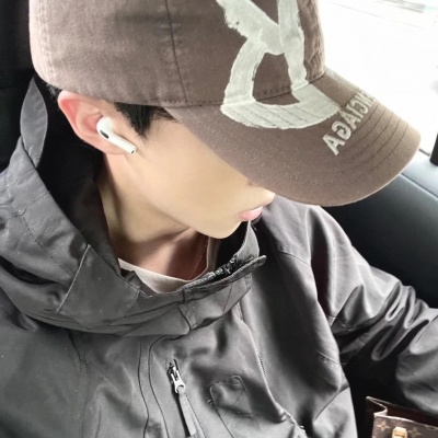 2025超拽帅气男生头像合集！高冷 / 潮酷 / 个性风格任选 男生头像 第5张