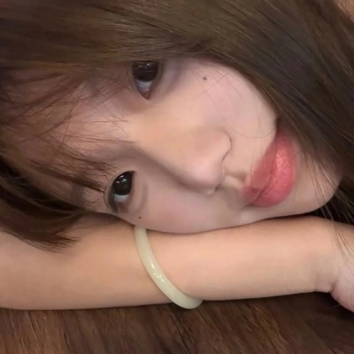 纯欲风女生头像真人,兼具纯真与性感 女生头像 第4张 纯欲风女生头像真人,兼具纯真与性感 女生头像 第4张