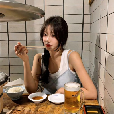 2025最新女生真人头像合集|清新 / 气质 / 可爱风任选 女生头像 第4张 2025最新女生真人头像合集|清新 / 气质 / 可爱风任选 女生头像 第4张