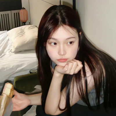 宝藏！ins优质小众女头像推荐 女生头像 第9张