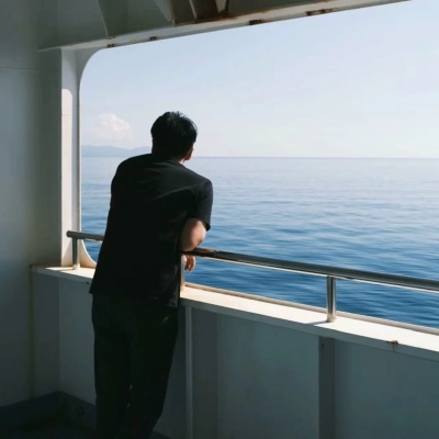 狠狠心动!ins氛围感背影男头推荐 男生头像 第7张 狠狠心动!ins氛围感背影男头推荐 男生头像 第7张