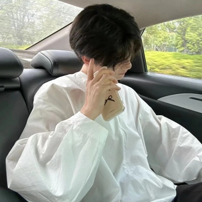 被帅晕!男头ins高级质感 男生头像 第2张 被帅晕!男头ins高级质感 男生头像 第2张