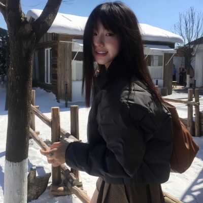 被我挖到唯美小众真人微信女头啦 女生头像 第2张