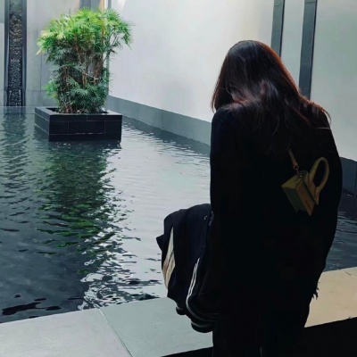 头像女ins高级质感黑色系,被狠狠拿捏的高级感! 女生头像 第9张 头像女ins高级质感黑色系,被狠狠拿捏的高级感! 女生头像 第9张