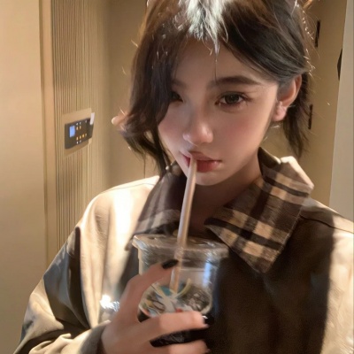 宝藏！小众高级感女生头像ins 女生头像 第2张