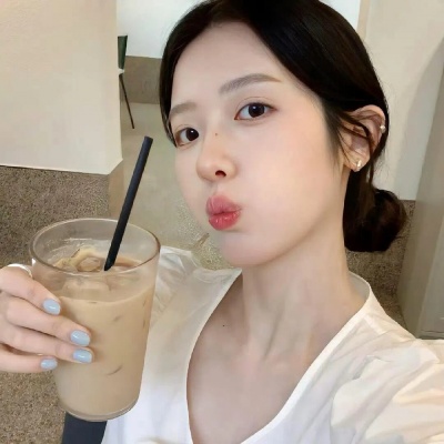 挖到一批永久不换的真人女头! 女生头像 第2张 挖到一批永久不换的真人女头! 女生头像 第2张