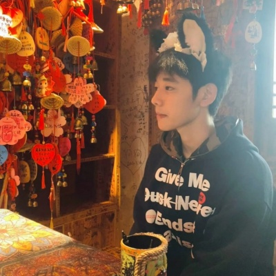 被问爆的独特小众男生微信头像 男生头像 第4张
