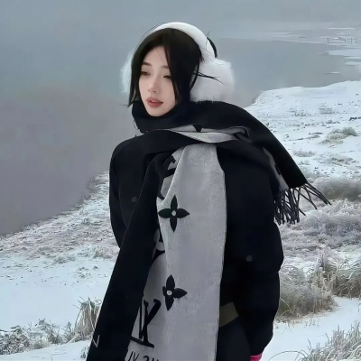 小众高级感ins风单人一男一女情头分享 情侣头像 第5张