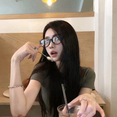 绝美！超有感觉的ins女生头像来袭 女生头像 第3张