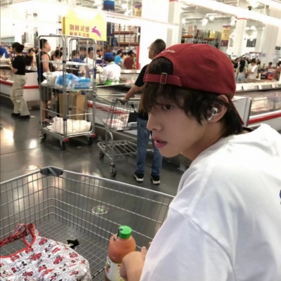 小众帅哥照片头像真人 男生头像 第8张 小众帅哥照片头像真人 男生头像 第8张