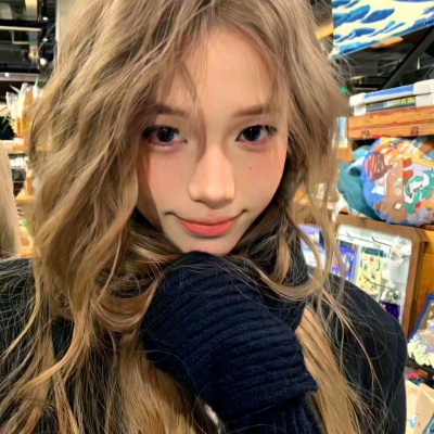 私藏高级感甜酷风小众女头合集,甜妹拽姐都锁死,拒绝撞款! 女生头像 第2张 私藏高级感甜酷风小众女头合集,甜妹拽姐都锁死,拒绝撞款! 女生头像 第2张
