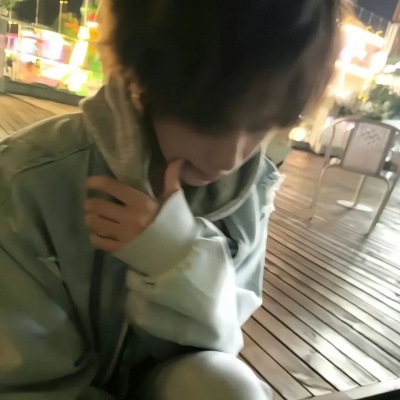 被追问无数次的小众男生照片头像来啦 男生头像 第4张