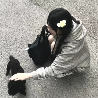 高冷霸气女生头像真人,酷飒到爆! 女生头像 第2张 高冷霸气女生头像真人,酷飒到爆! 女生头像 第2张