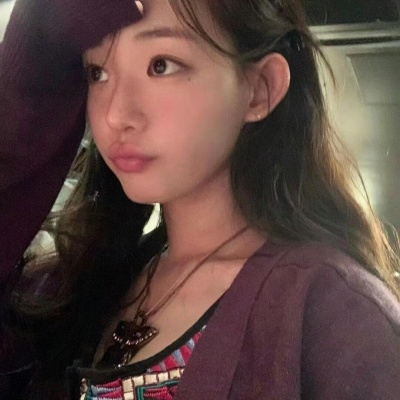 【高清无水印】素颜小众女生头像合集 女生头像 第1张