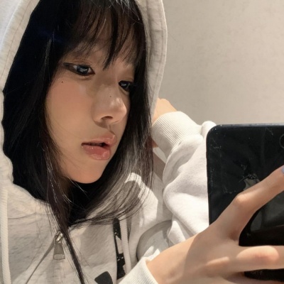 宝藏!女生头像简单干净 女生头像 第6张 宝藏!女生头像简单干净 女生头像 第6张
