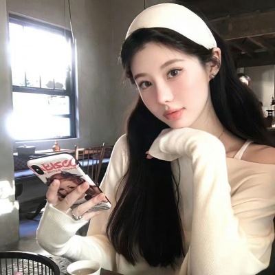 宝藏!ins气质小众女生头像来袭 女生头像 第1张 宝藏!ins气质小众女生头像来袭 女生头像 第1张