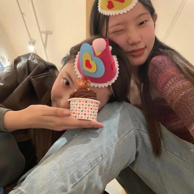 超甜来袭!可爱双人真人闺蜜头像 女生头像 第10张 超甜来袭!可爱双人真人闺蜜头像 女生头像 第10张