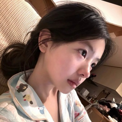 纯欲风女生头像真人,兼具纯真与性感 女生头像 第1张 纯欲风女生头像真人,兼具纯真与性感 女生头像 第1张