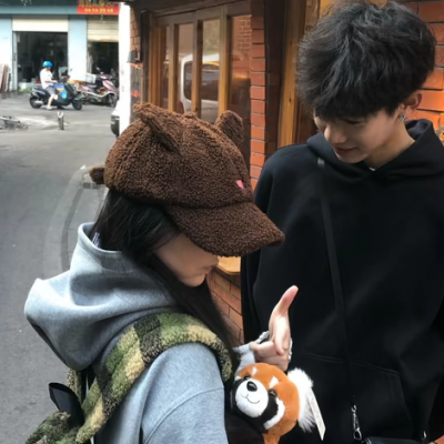 街道真人双人情侣头像 情侣头像 第1张 街道真人双人情侣头像 情侣头像 第1张
