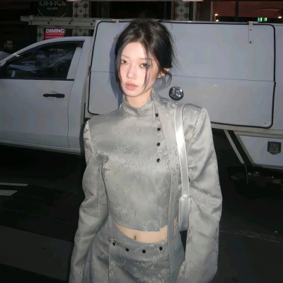 ins高级感女生头像真人,氛围感拉满! 女生头像 第3张 ins高级感女生头像真人,氛围感拉满! 女生头像 第3张