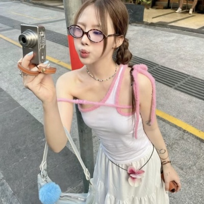 酷飒来袭!有个性女生真人头像推荐 女生头像 第1张 酷飒来袭!有个性女生真人头像推荐 女生头像 第1张