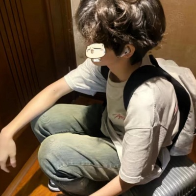 气质干净男生头像，让人看了就很舒服 男生头像 第10张