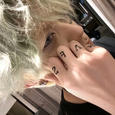 超绝的网络男神头像来啦 男生头像 第3张