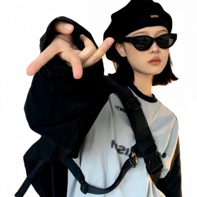超酷超拽女生头像来袭，赶紧码住！ 女生头像 第1张