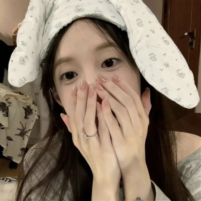 宝藏!青春少女高清无水印头像来袭 女生头像 第4张 宝藏!青春少女高清无水印头像来袭 女生头像 第4张