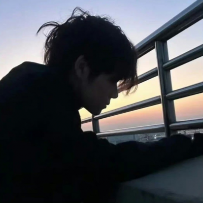 氛围感拉满的真人男头来啦 男生头像 第4张