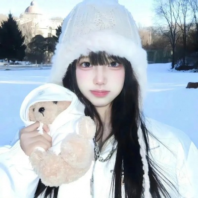 冬季限定!氛围感拉满的女生头像推荐 女生头像 第9张 冬季限定!氛围感拉满的女生头像推荐 女生头像 第9张