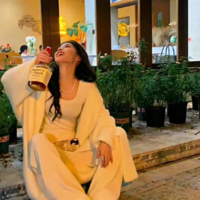 美疯了！气质名媛范成熟头像女 女生头像 第2张