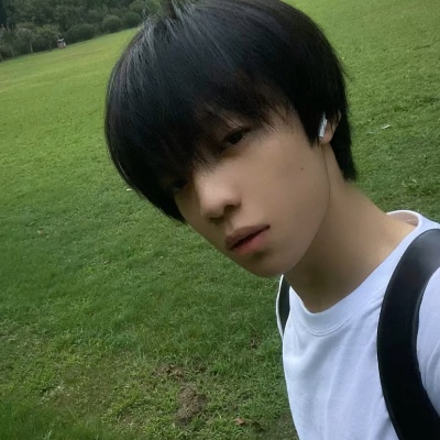 ins小众男生头像真人,被这些帅哥拿捏了 男生头像 第7张 ins小众男生头像真人,被这些帅哥拿捏了 男生头像 第7张