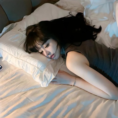 2025最新ins小众女生头像合集|高级感爆棚 女生头像 第10张 2025最新ins小众女生头像合集|高级感爆棚 女生头像 第10张