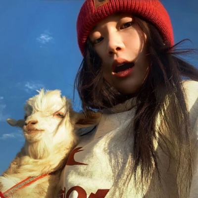 小众超有氛围感的唯美女生头像 女生头像 第1张 小众超有氛围感的唯美女生头像 女生头像 第1张