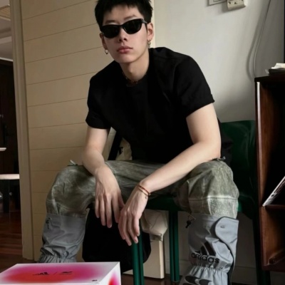2025最新个性小众男生头像合集 男生头像 第3张