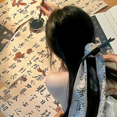 氛围感高级感女生头像,真的太迷人啦 女生头像 第2张 氛围感高级感女生头像,真的太迷人啦 女生头像 第2张