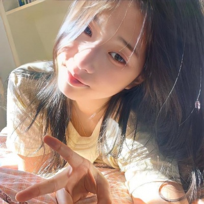 超绝的ins韩系甜美女生头像分享 女生头像 第1张